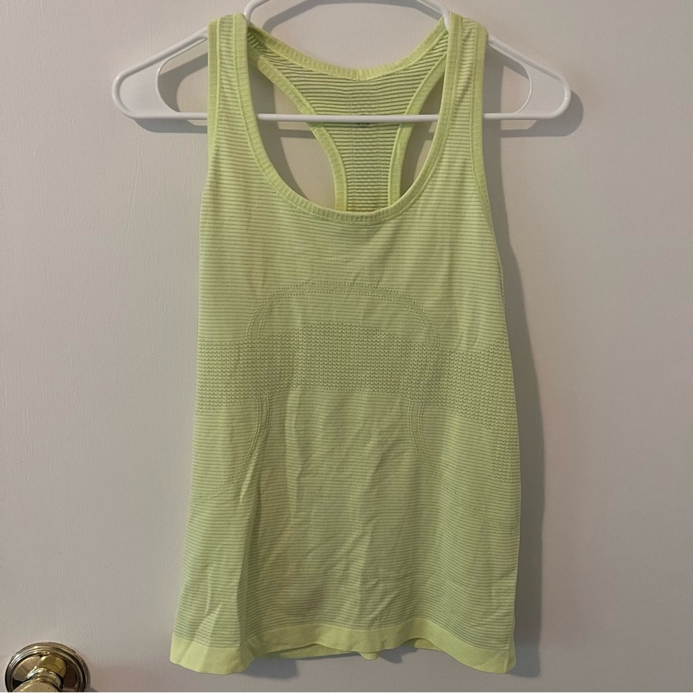 Lululemon Women’s Run Swiftly Yellow Racerback Performance Tank Top Activewear 6